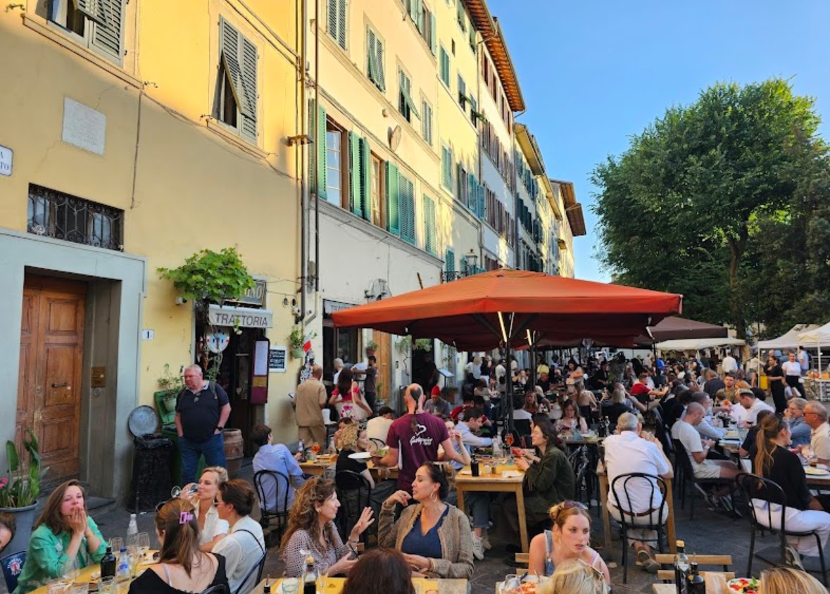 Aperitif in Florence